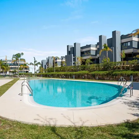 Oasis 325 Hideaway Luxe Garden Apartman