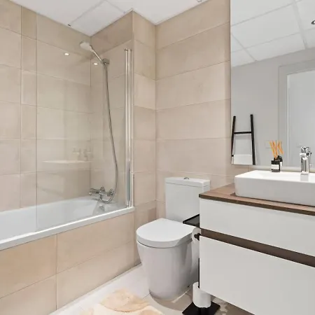 Oasis 325 Hideaway Luxe Garden Appartement