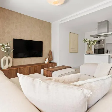 Oasis 325 Hideaway Luxe Garden Appartement Estepona